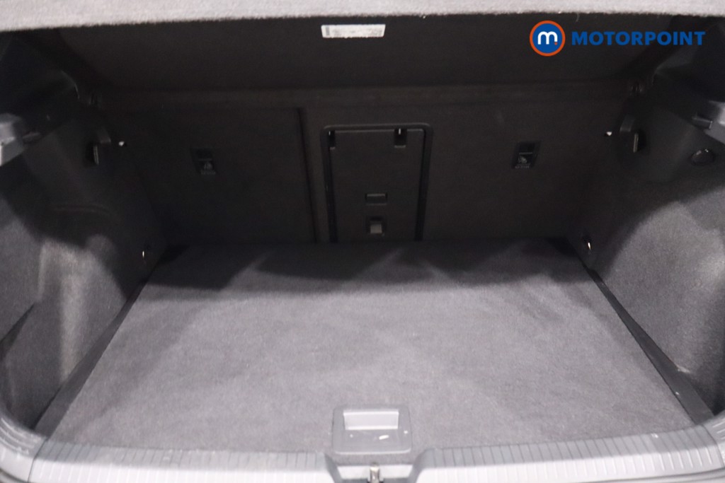 Volkswagen Golf Black Edition Automatic Diesel Hatchback - Stock Number (1628570) - 41st supplementary image