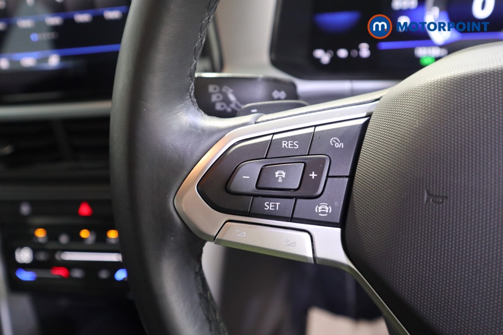 Volkswagen T-Roc Life Automatic Petrol SUV - Stock Number (1611530) - 5th supplementary image