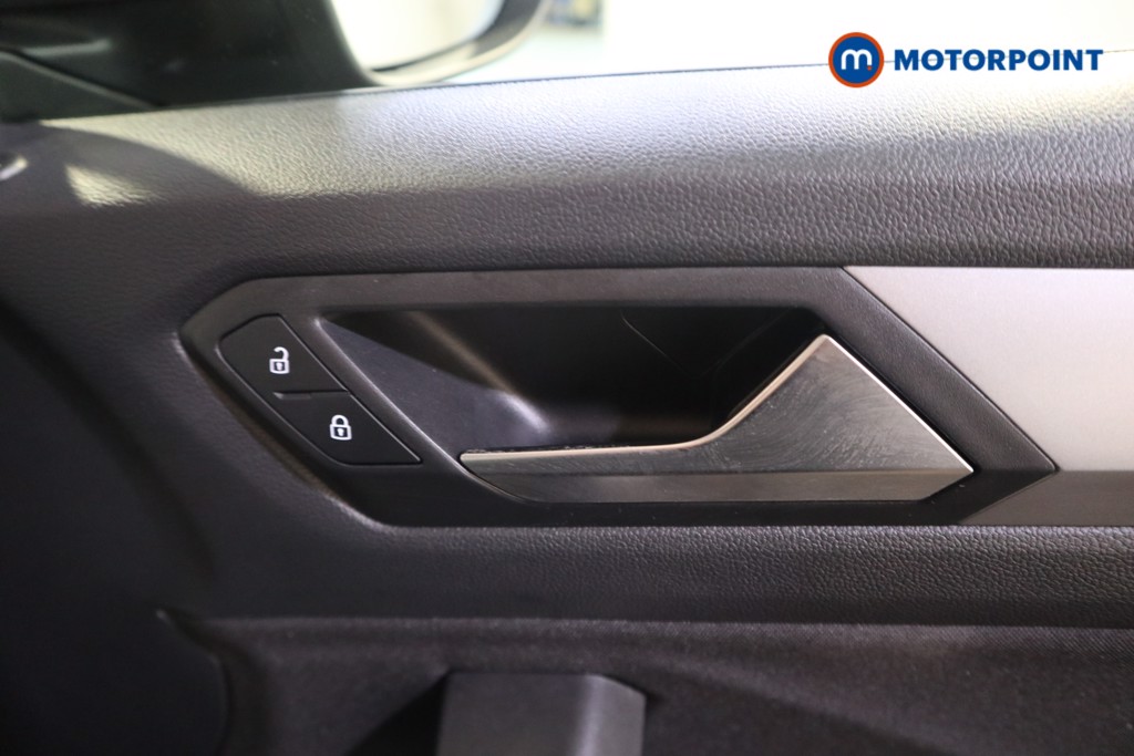 Volkswagen T-Roc Life Automatic Petrol SUV - Stock Number (1611530) - 15th supplementary image