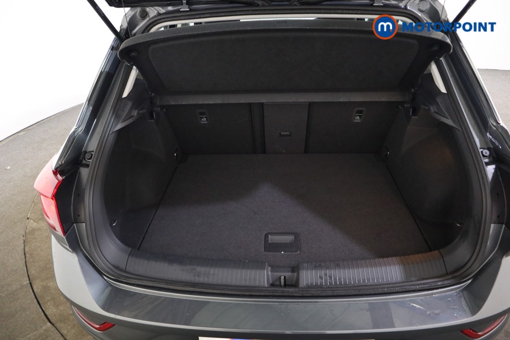 Volkswagen T-Roc Life Automatic Petrol SUV - Stock Number (1611530) - 19th supplementary image
