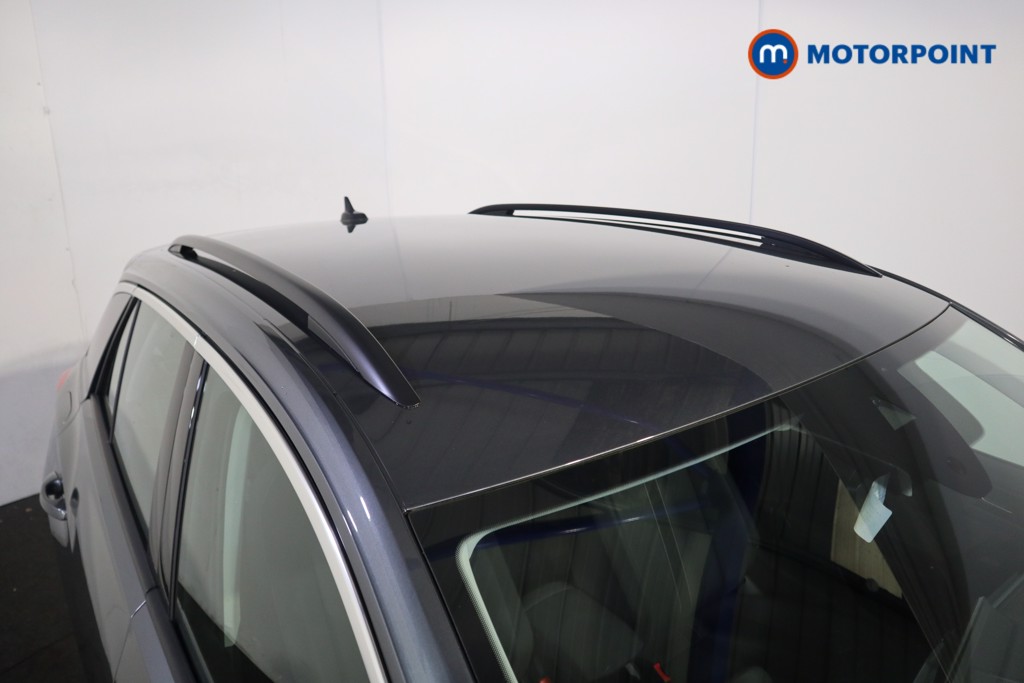 Volkswagen T-Roc Life Automatic Petrol SUV - Stock Number (1611530) - 30th supplementary image