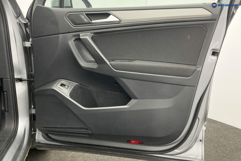 Volkswagen Tiguan Allspace Life Manual Petrol SUV - Stock Number (1616119) - 29th supplementary image