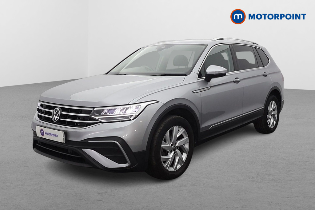 Volkswagen Tiguan Allspace Life Manual Petrol SUV - Stock Number (1616119) - Passenger side front corner
