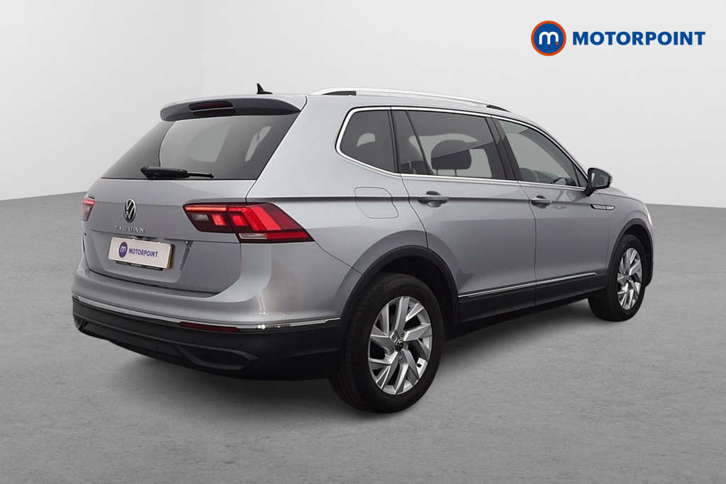 Volkswagen Tiguan Allspace Life Manual Petrol SUV - Stock Number (1616119) - Drivers side rear corner
