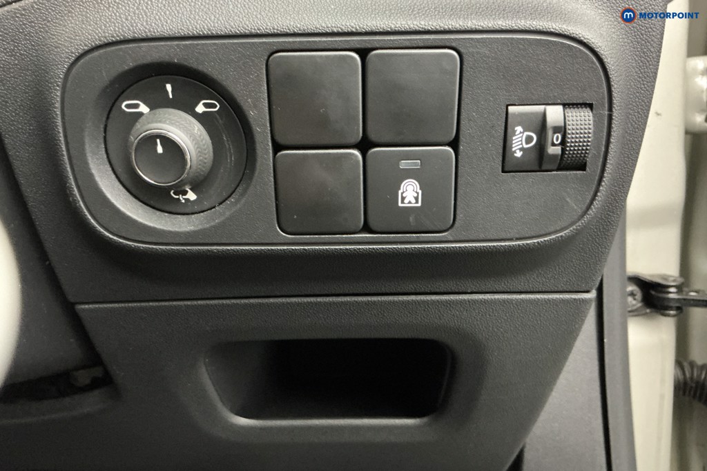Citroen C3 C-Series Edition Automatic Petrol Hatchback - Stock Number (1616546) - 24th supplementary image