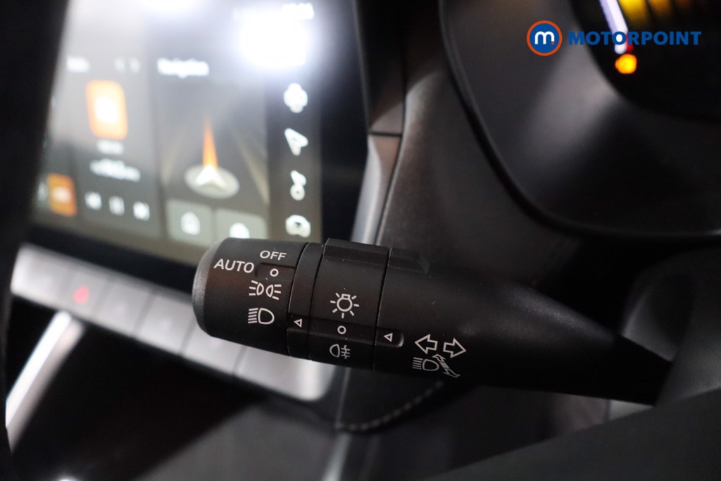 Mg Motor Uk ZS Trophy Automatic Petrol-Electric Hybrid SUV - Stock Number (1616849) - 15th supplementary image