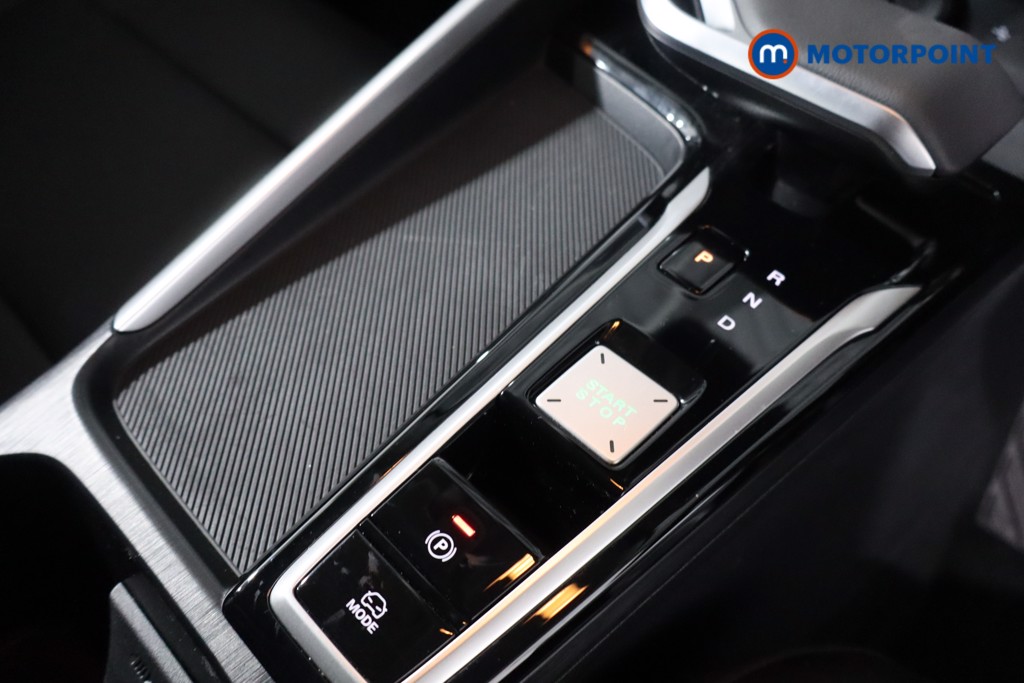 Mg Motor Uk ZS Trophy Automatic Petrol-Electric Hybrid SUV - Stock Number (1616849) - 17th supplementary image