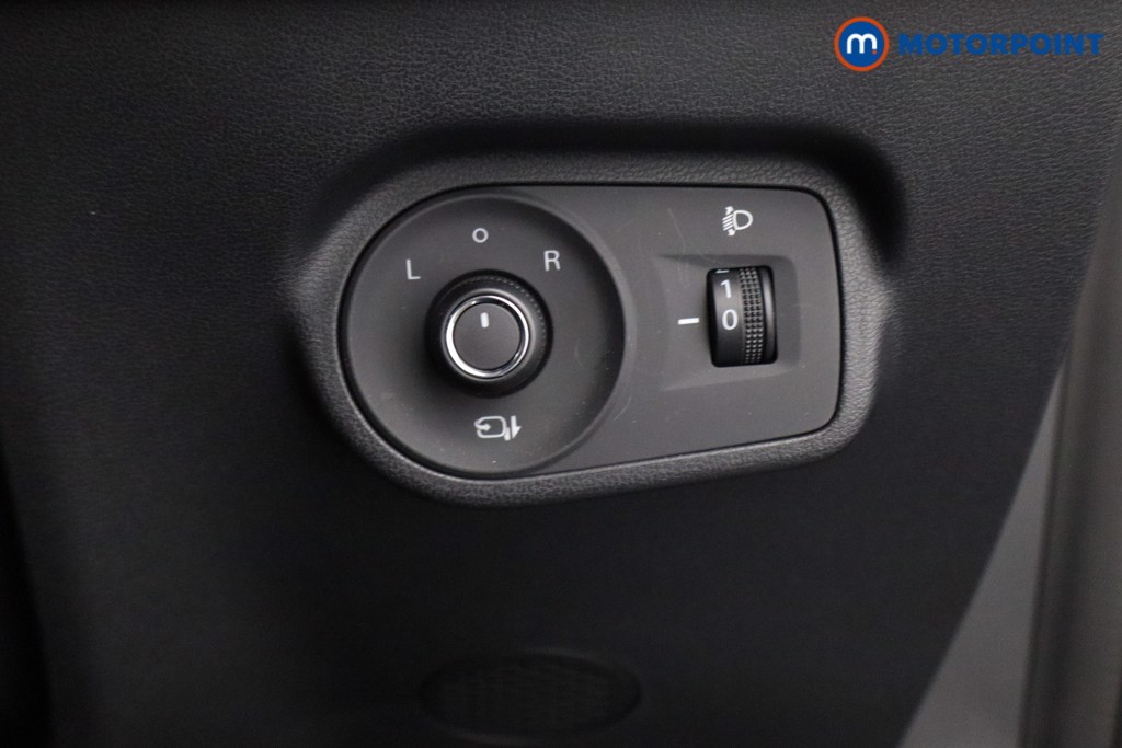 Mg Motor Uk ZS Trophy Automatic Petrol-Electric Hybrid SUV - Stock Number (1617894) - 6th supplementary image