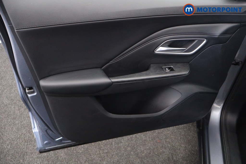 Mg Motor Uk ZS Trophy Automatic Petrol-Electric Hybrid SUV - Stock Number (1617894) - 20th supplementary image