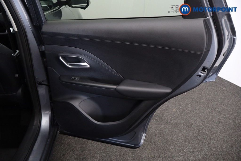 Mg Motor Uk ZS Trophy Automatic Petrol-Electric Hybrid SUV - Stock Number (1617910) - 20th supplementary image