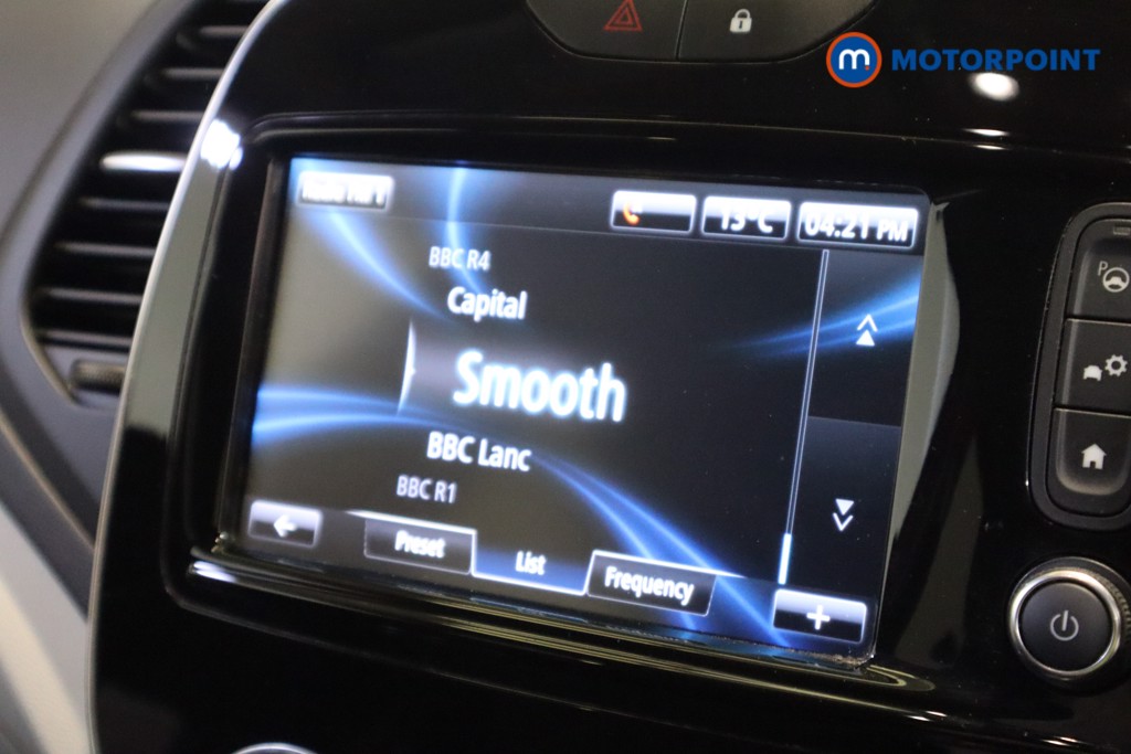 Renault Captur Gt Line Manual Petrol SUV - Stock Number (1620962) - 17th supplementary image