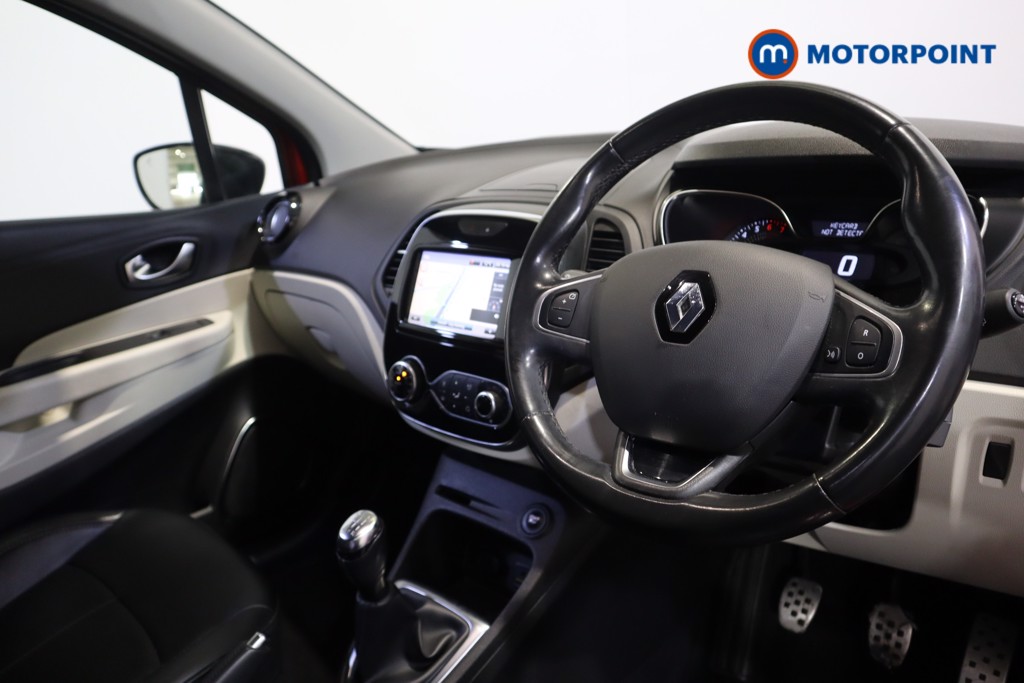 Renault Captur Gt Line Manual Petrol SUV - Stock Number (1620962) - 1st supplementary image