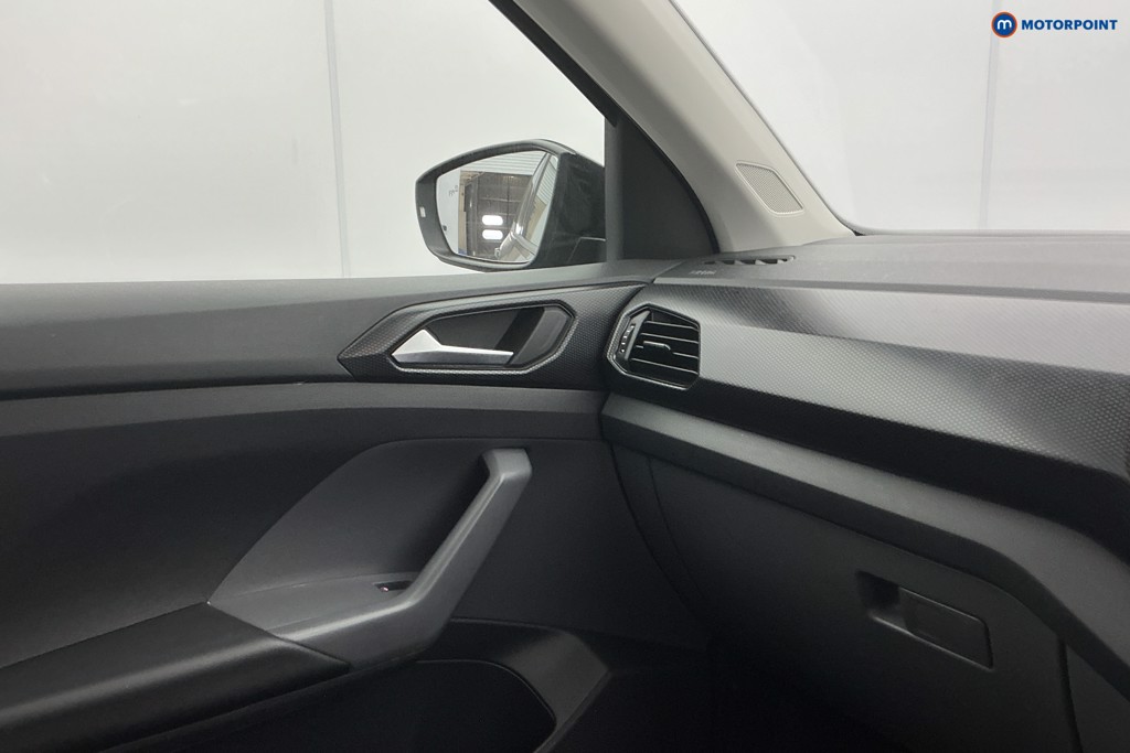 Volkswagen T-Cross SE Automatic Petrol SUV - Stock Number (1621075) - 21st supplementary image