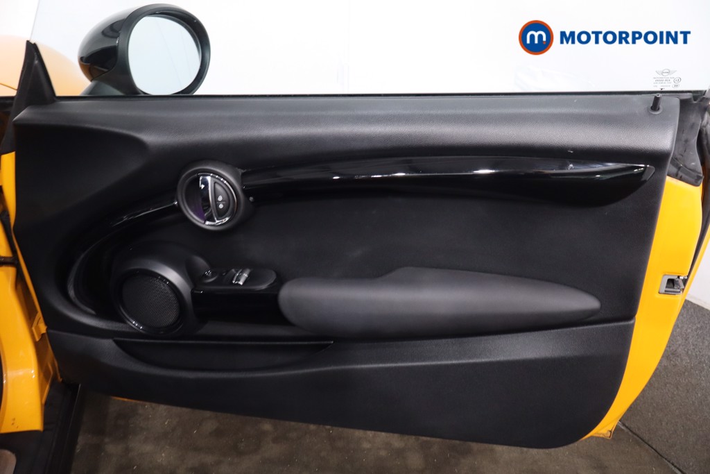 Mini Hatchback Cooper S Manual Petrol Hatchback - Stock Number (1621202) - 23rd supplementary image