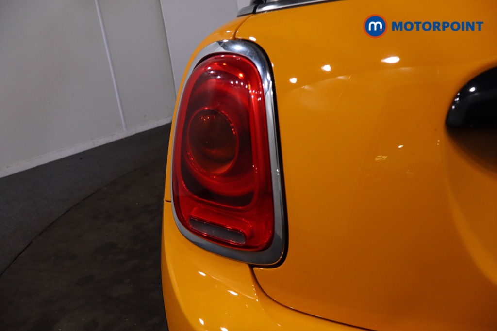 Mini Hatchback Cooper S Manual Petrol Hatchback - Stock Number (1621202) - 33rd supplementary image