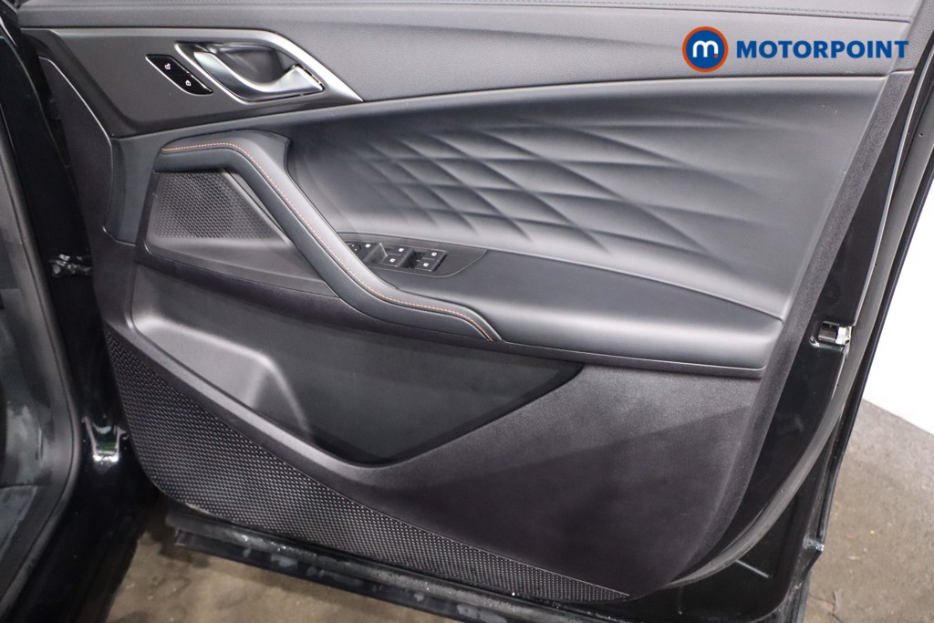 Mg Motor Uk HS SE Automatic Petrol-Electric Hybrid SUV - Stock Number (1622929) - 17th supplementary image