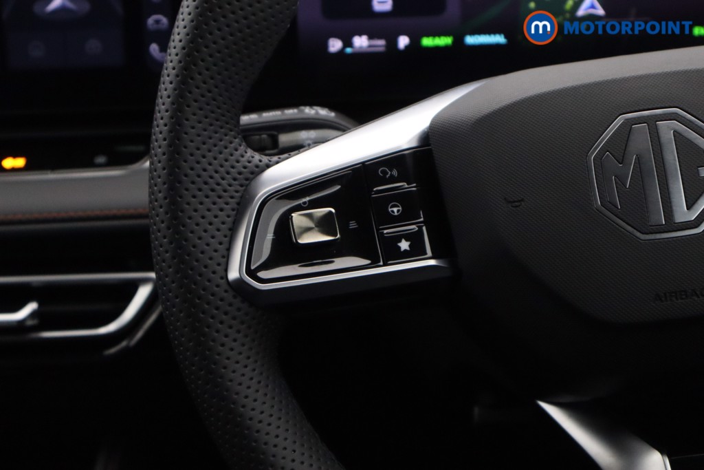 Mg Motor Uk HS SE Automatic Petrol-Electric Hybrid SUV - Stock Number (1622943) - 9th supplementary image