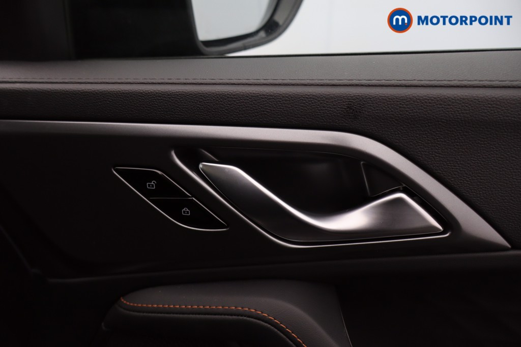 Mg Motor Uk HS SE Automatic Petrol-Electric Hybrid SUV - Stock Number (1622943) - 17th supplementary image