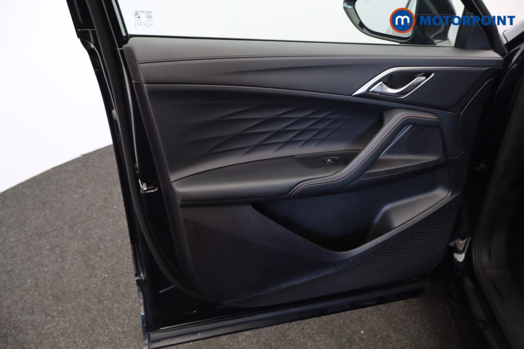 Mg Motor Uk HS SE Automatic Petrol-Electric Hybrid SUV - Stock Number (1622943) - 27th supplementary image