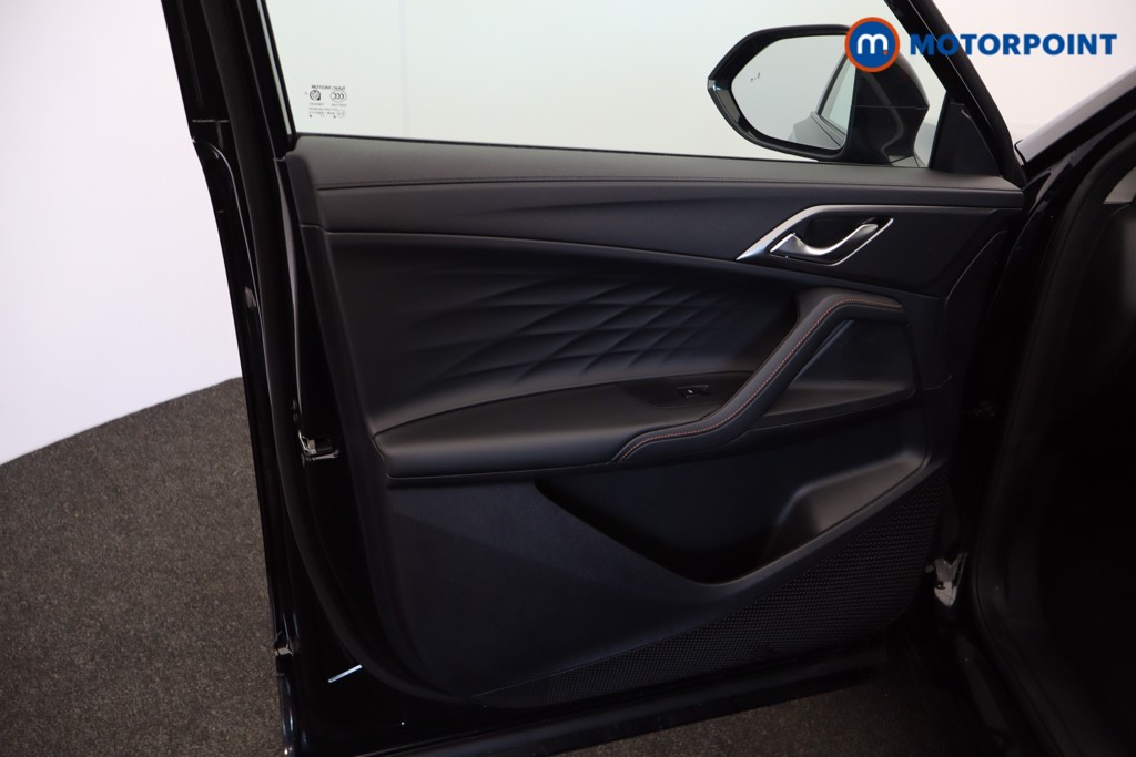 Mg Motor Uk HS SE Automatic Petrol-Electric Hybrid SUV - Stock Number (1622958) - 27th supplementary image