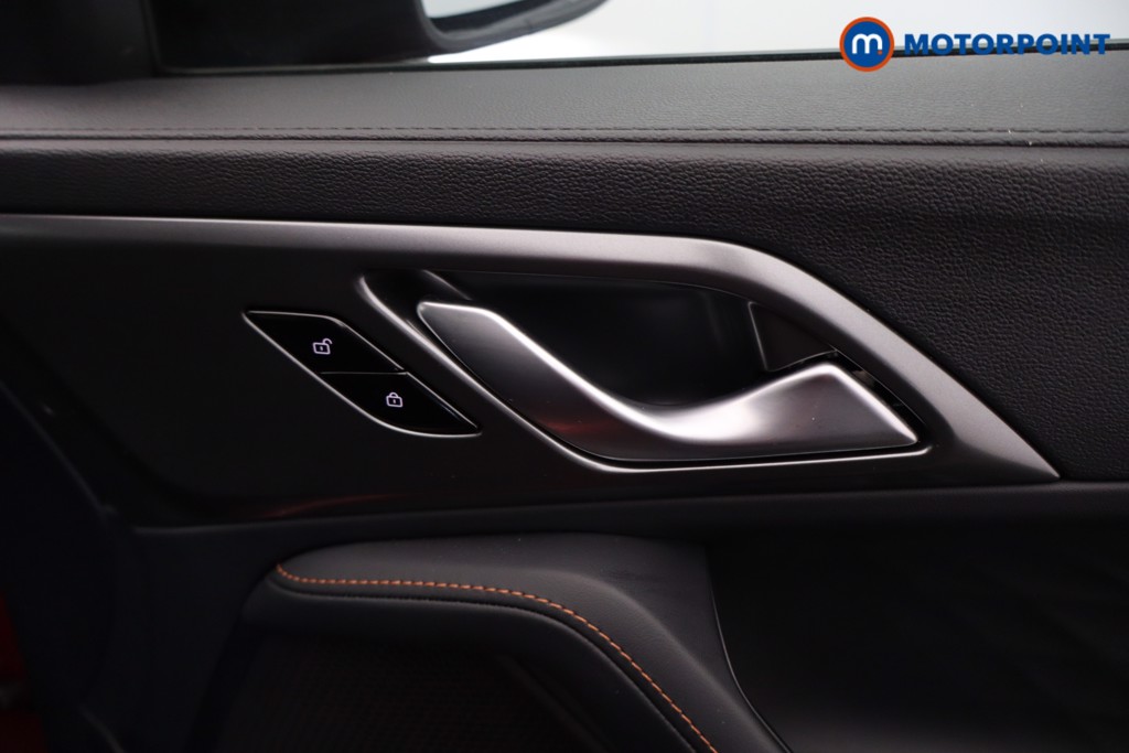 Mg Motor Uk HS SE Automatic Petrol-Electric Hybrid SUV - Stock Number (1622978) - 15th supplementary image