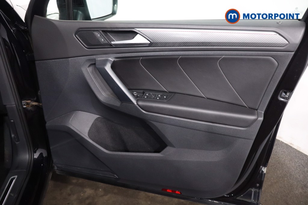 Volkswagen Tiguan R-Line Automatic Petrol SUV - Stock Number (1623190) - 28th supplementary image