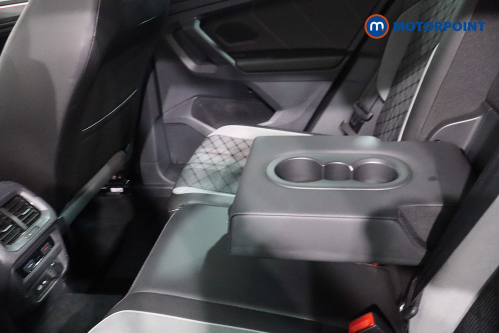Volkswagen Tiguan R-Line Automatic Petrol SUV - Stock Number (1623190) - 32nd supplementary image