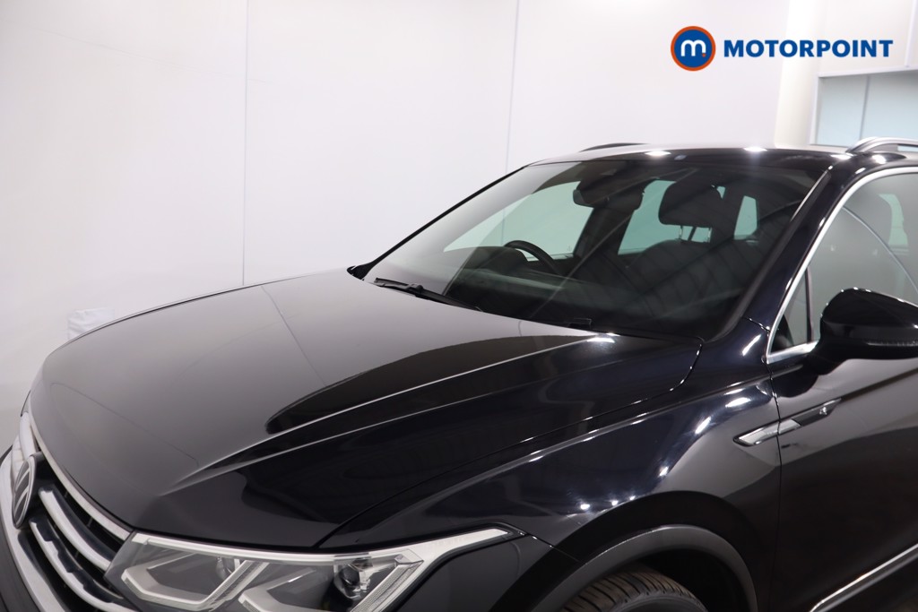 Volkswagen Tiguan R-Line Automatic Petrol SUV - Stock Number (1623190) - 33rd supplementary image
