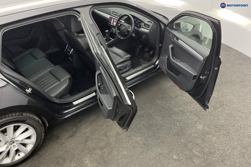 Skoda Superb Se Technology Manual Diesel Estate - Stock Number (1623576) - 5th supplementary image