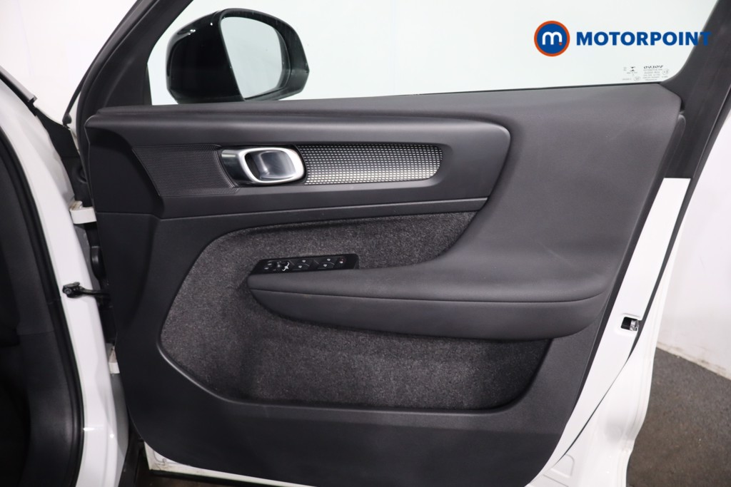 Volvo Xc40 R Design Automatic Petrol SUV - Stock Number (1623710) - 24th supplementary image