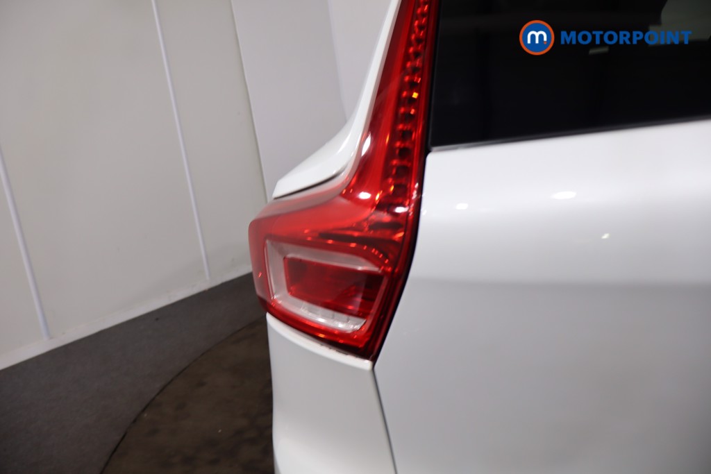 Volvo Xc40 R Design Automatic Petrol SUV - Stock Number (1623710) - 35th supplementary image