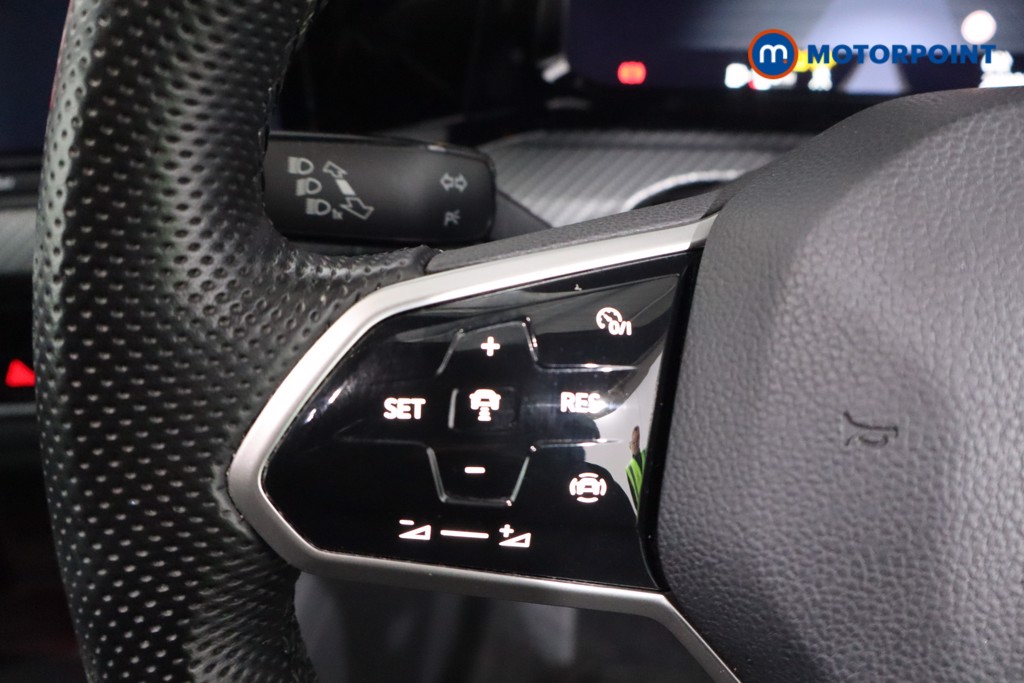 Volkswagen Golf R-Line Manual Petrol Hatchback - Stock Number (1624068) - 7th supplementary image