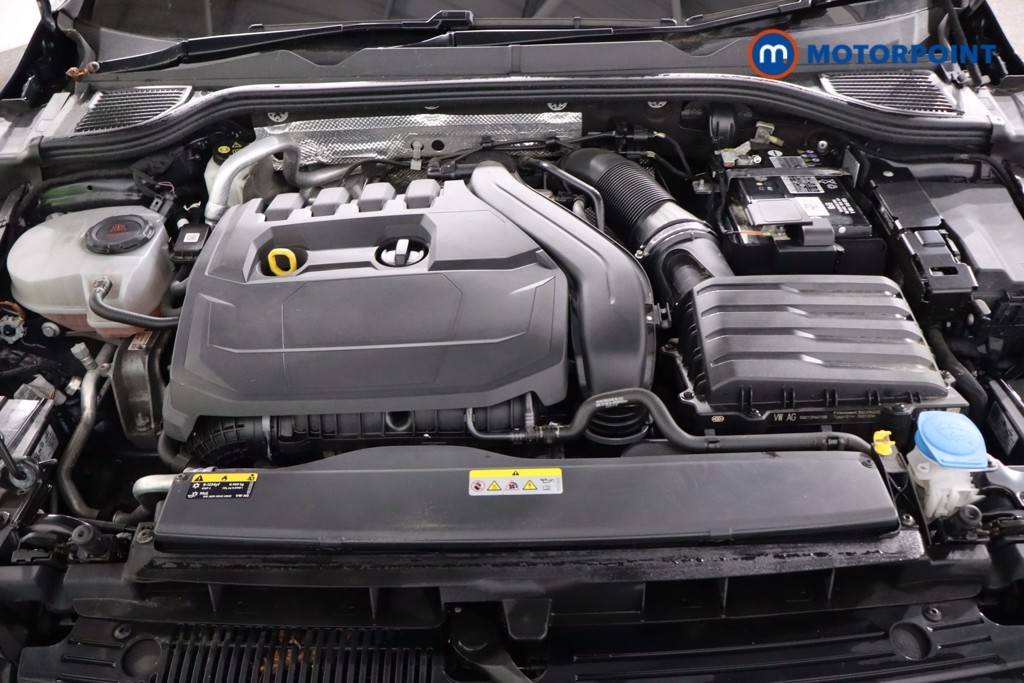 Volkswagen Golf R-Line Manual Petrol Hatchback - Stock Number (1624068) - 38th supplementary image