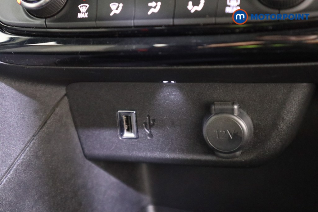 Vauxhall Corsa Design Manual Petrol Hatchback - Stock Number (1624072) - 8th supplementary image