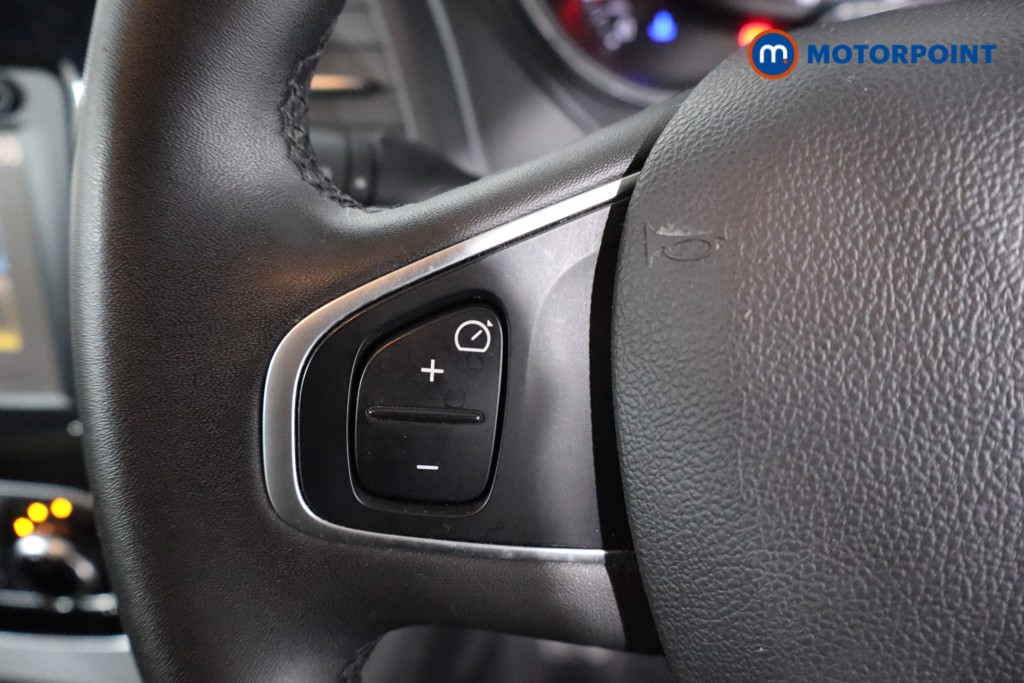 Renault Captur Iconic Automatic Diesel SUV - Stock Number (1624454) - 7th supplementary image