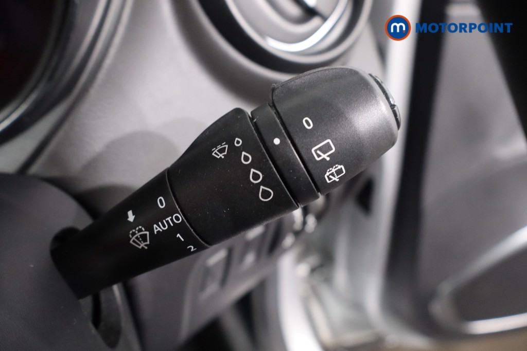 Renault Captur Iconic Automatic Diesel SUV - Stock Number (1624454) - 18th supplementary image