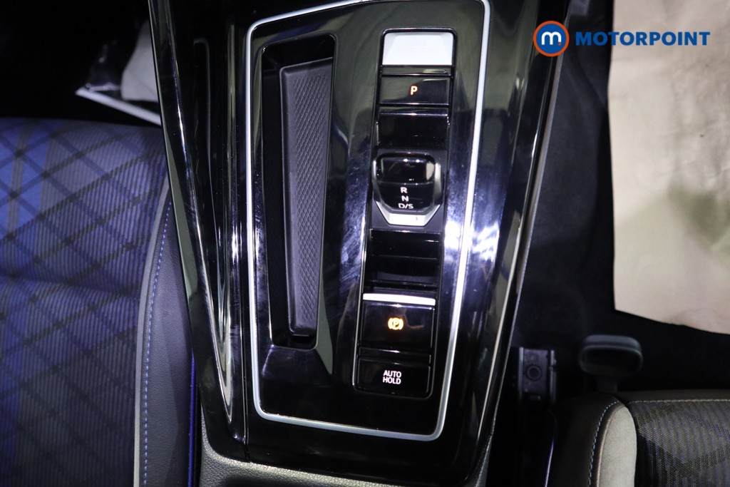 Volkswagen Golf R Automatic Petrol Hatchback - Stock Number (1625532) - 10th supplementary image
