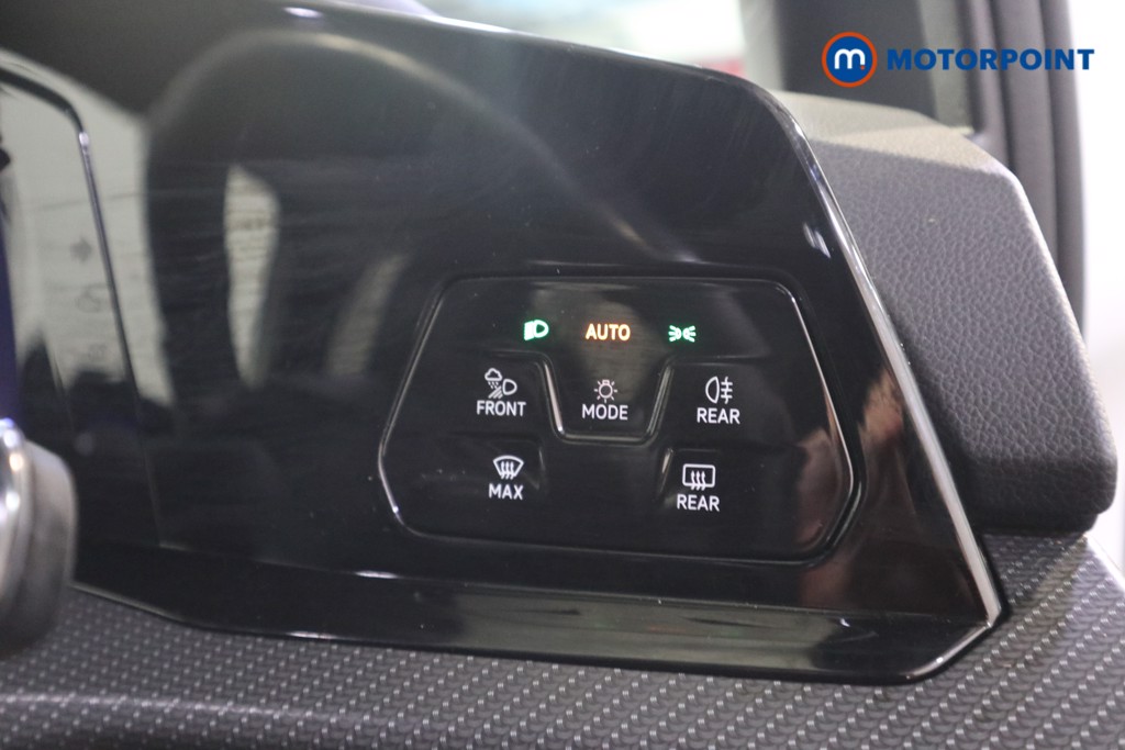 Volkswagen Golf R Automatic Petrol Hatchback - Stock Number (1625532) - 11th supplementary image