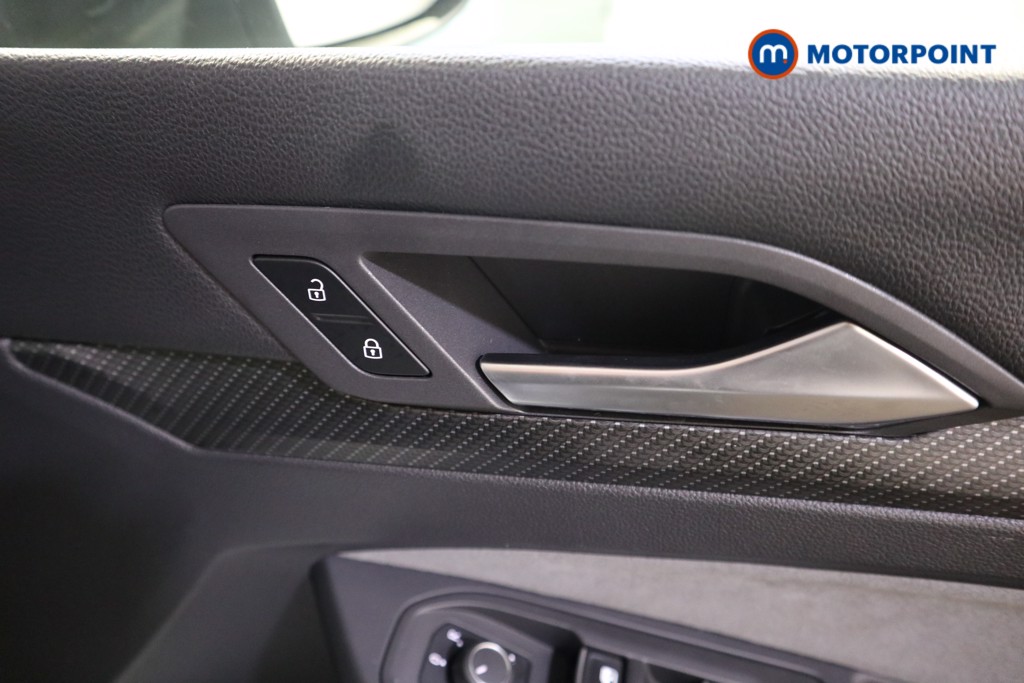 Volkswagen Golf R Automatic Petrol Hatchback - Stock Number (1625532) - 15th supplementary image