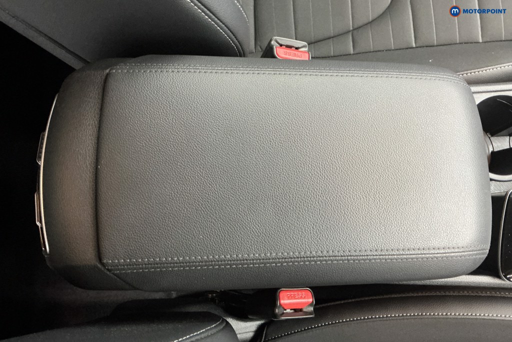 KIA Sportage 3 Automatic Petrol-Electric Hybrid SUV - Stock Number (1627505) - 16th supplementary image