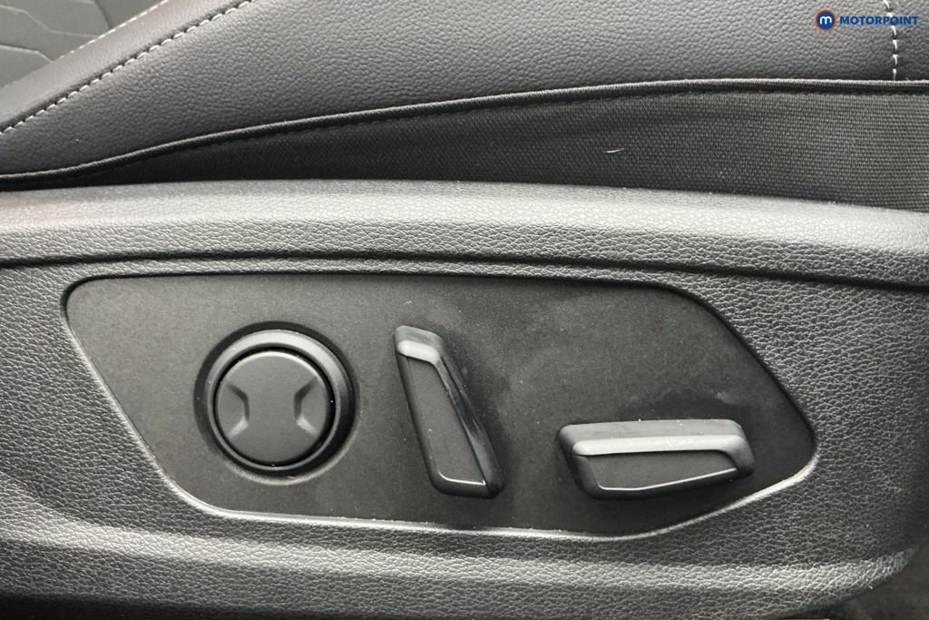 KIA Sportage 3 Automatic Petrol-Electric Hybrid SUV - Stock Number (1627505) - 25th supplementary image