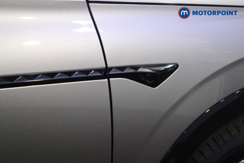 Mg Motor Uk HS Trophy Automatic Petrol Plug-In Hybrid SUV - Stock Number (1627873) - 33rd supplementary image