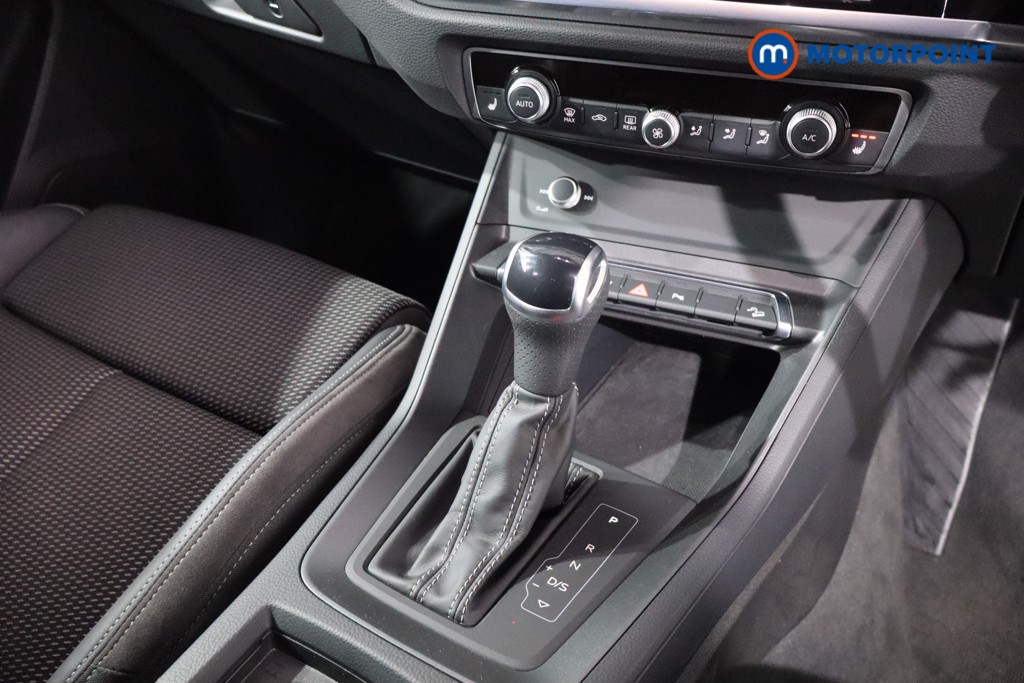 Audi Q3 S Line Automatic Petrol Plug-In Hybrid SUV - Stock Number (1628071) - 20th supplementary image