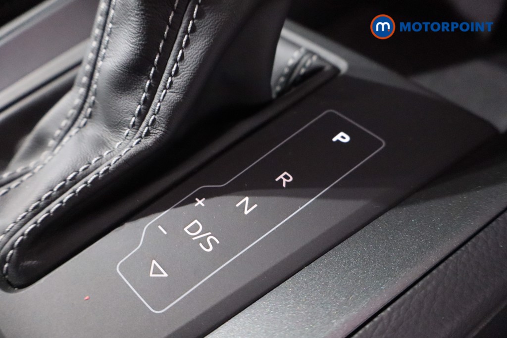 Audi Q3 S Line Automatic Petrol Plug-In Hybrid SUV - Stock Number (1628071) - 21st supplementary image