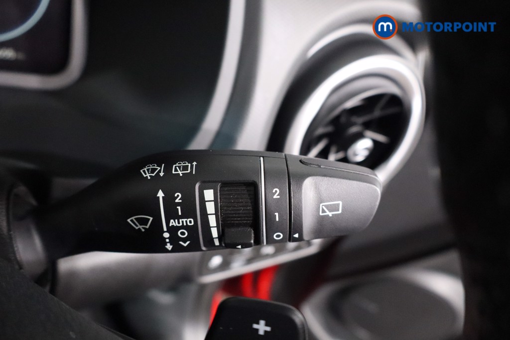 Hyundai Kona Ultimate Automatic Petrol-Electric Hybrid SUV - Stock Number (1628782) - 15th supplementary image