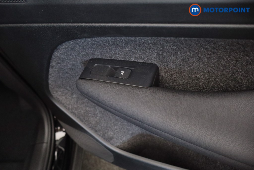 Volvo Xc40 Ultimate Automatic Petrol SUV - Stock Number (1629121) - 23rd supplementary image