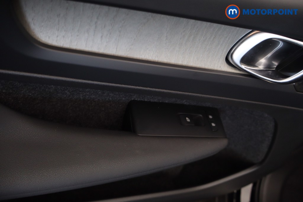 Volvo Xc40 Ultimate Automatic Petrol SUV - Stock Number (1629121) - 29th supplementary image