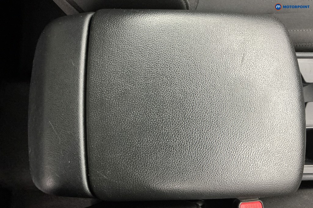 Hyundai Tucson Se Connect Manual Petrol SUV - Stock Number (1578967) - 16th supplementary image