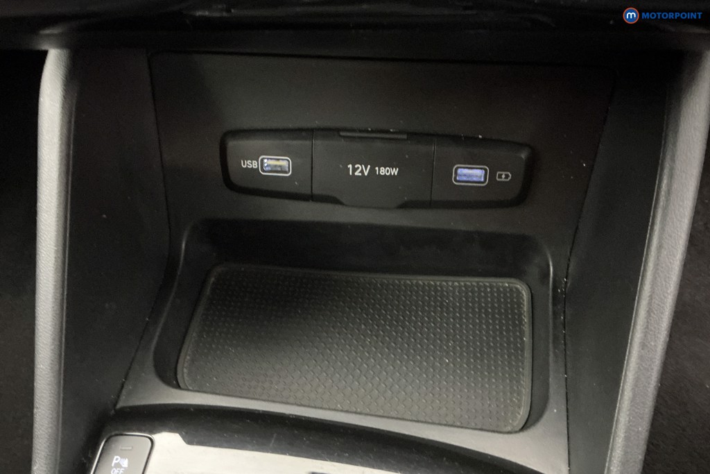 Hyundai Tucson Se Connect Manual Petrol SUV - Stock Number (1578967) - 19th supplementary image