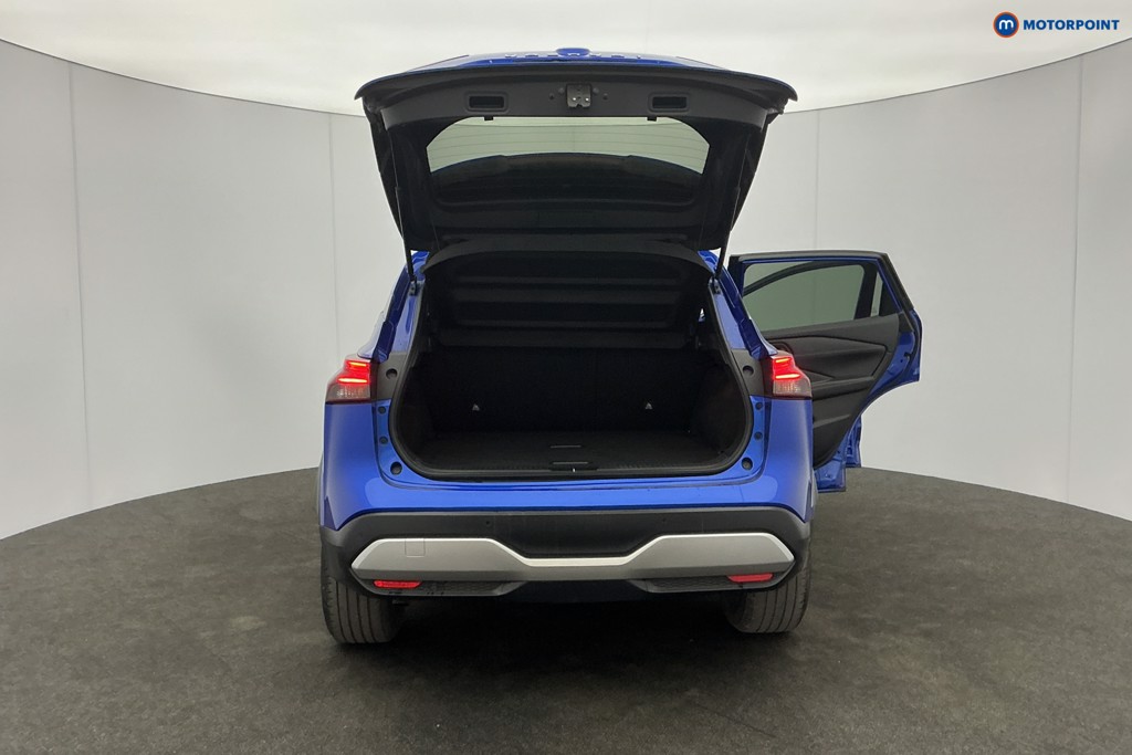 Nissan Qashqai N-Connecta Manual Petrol SUV - Stock Number (1616593) - 4th supplementary image
